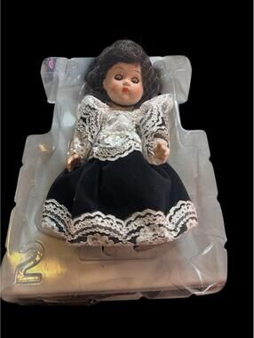 Vogue | Toys | Sold Vogue 965 Love Me Linda Doll Big Eyes Margeret